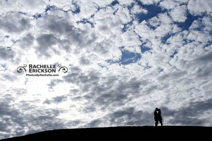 sA1 Rachelle_Erickson_Photographer_Rachelle_Erickson_Photography_Engagement_Engagement_Photos_Wedding_Seattle_Photographer_Couples_Gas_Works_Park_Lake_Union